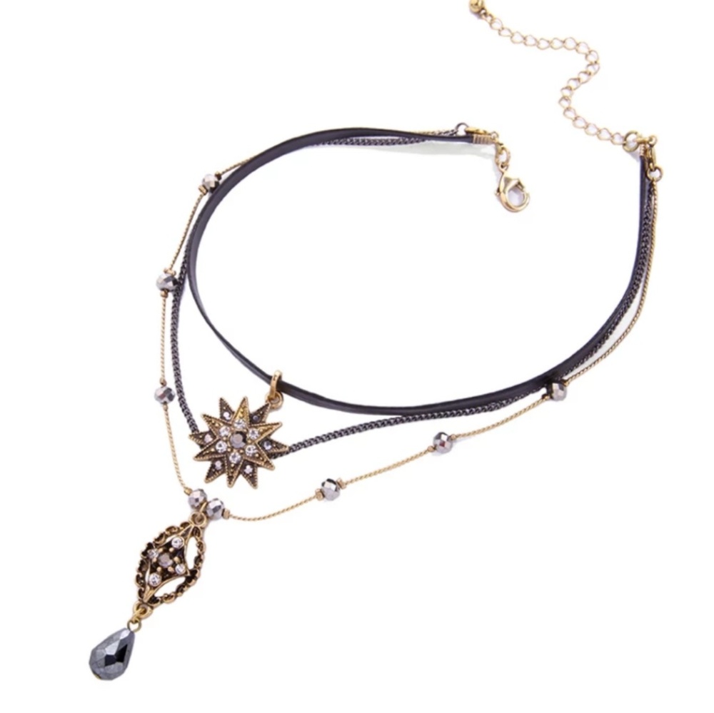 Gothic Starburst Layer Choker - Picture 2 of 8